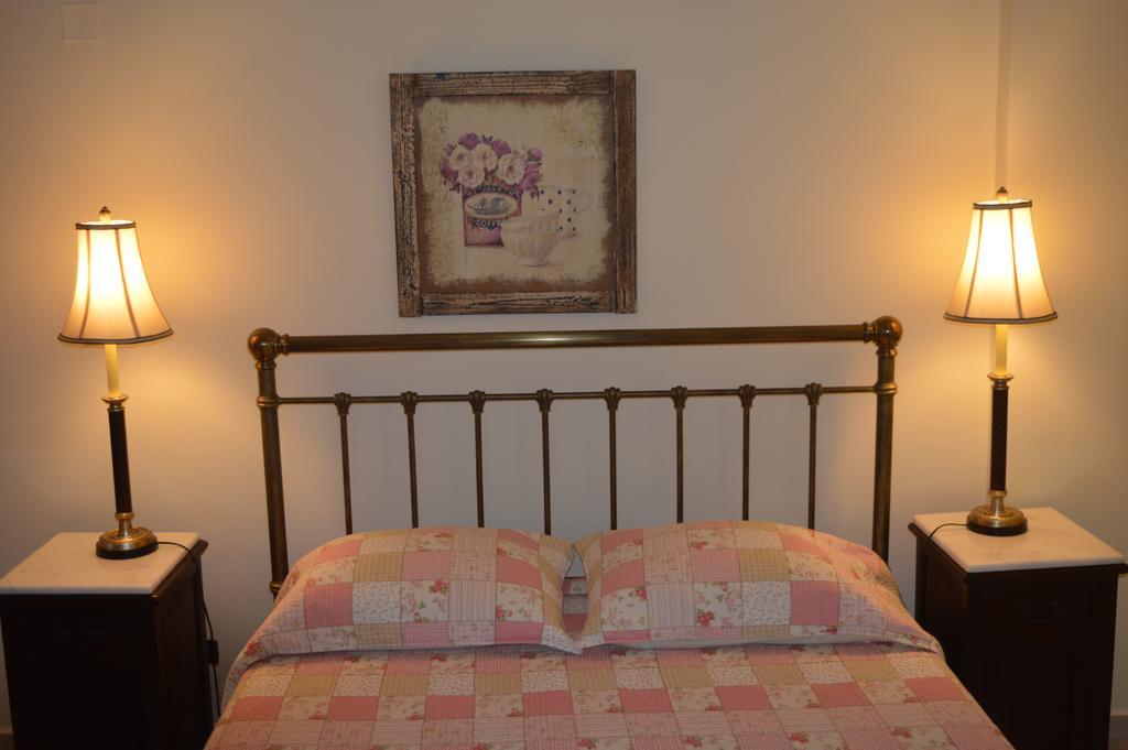 Antouanetta Apartments Ermoupoli Room photo