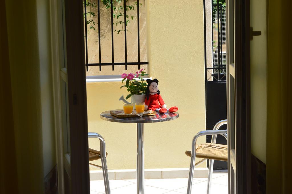 Antouanetta Apartments Ermoupoli Room photo