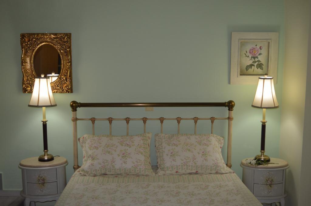Antouanetta Apartments Ermoupoli Room photo